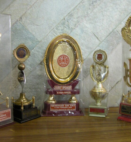A.6 DISPLAY OF AWARDS